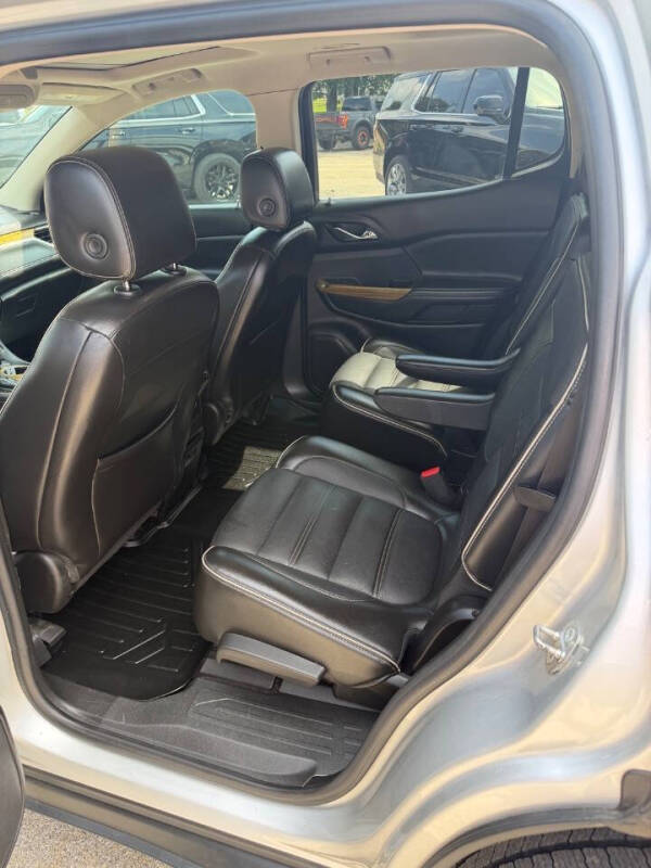 2017 GMC Acadia Denali