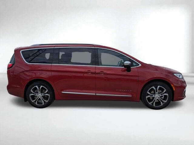 2026 Chrysler Pacifica Pinnacle