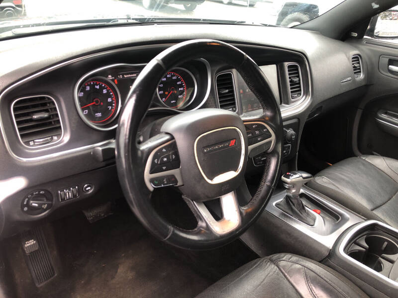 2015 Dodge Charger SXT