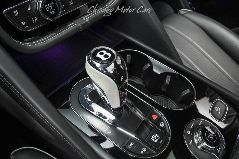 2023 Bentley Bentayga Hybrid