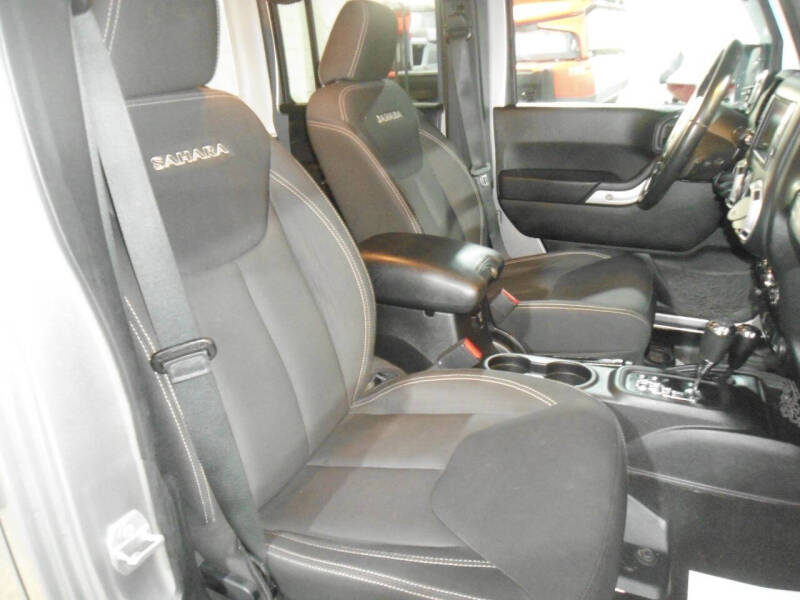 2016 Jeep Wrangler Unlimited Sahara