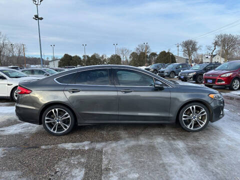 2020 Ford Fusion Titanium