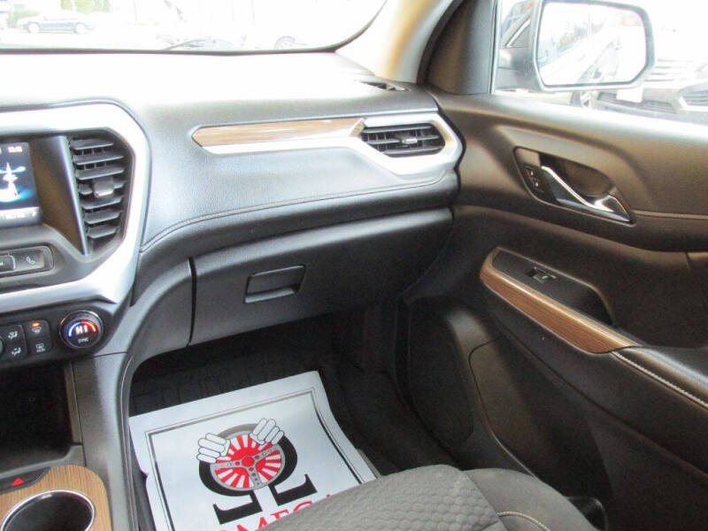 2019 GMC Acadia SLE-1