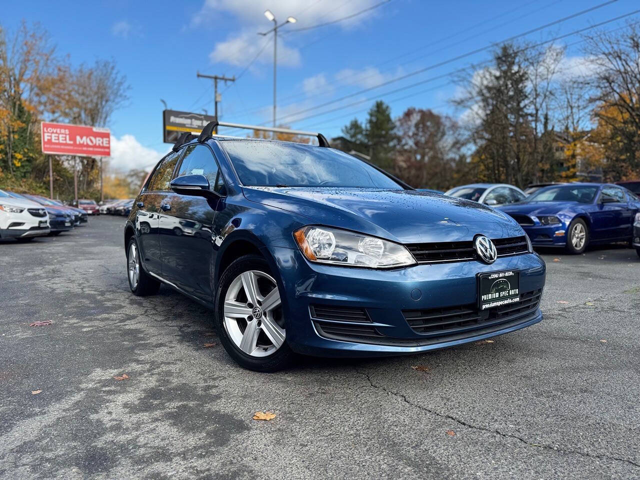 2017 Volkswagen Golf TSI Wolfsburg Edition 4dr Hatchback 5M's photo