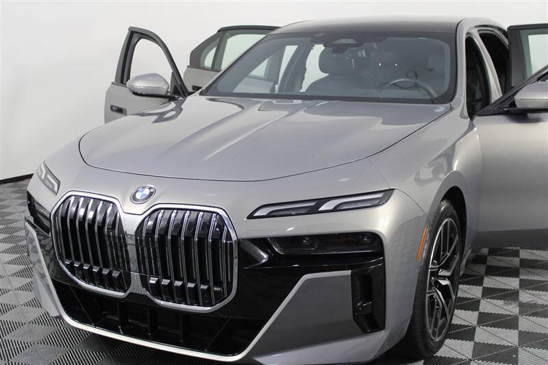 2024 BMW 7 Series 740i