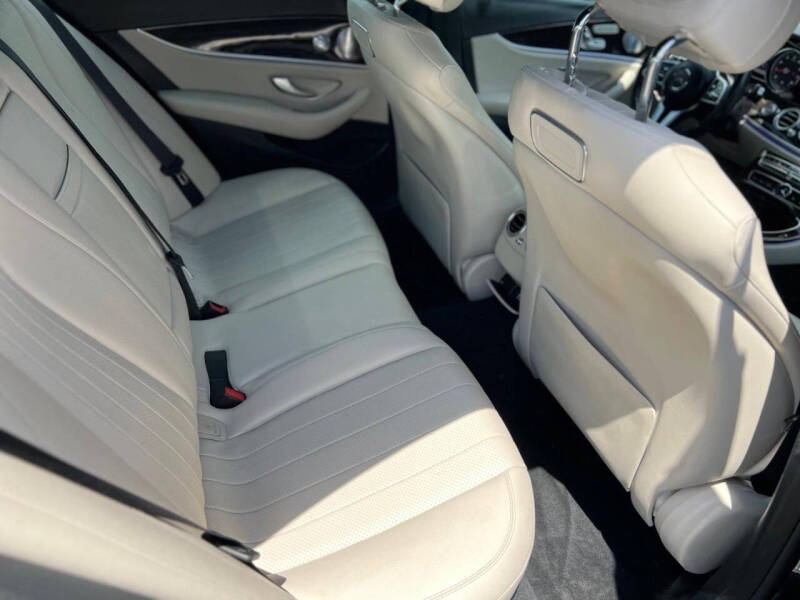 2019 Mercedes-Benz E-Class E 300