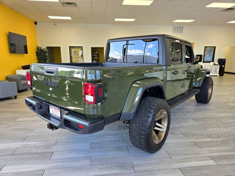 2022 Jeep Gladiator Sport