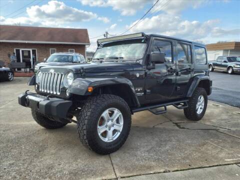 2016 Jeep Wrangler Unlimited for sale at Ernie Cook and Son Motors in Shelbyville TN