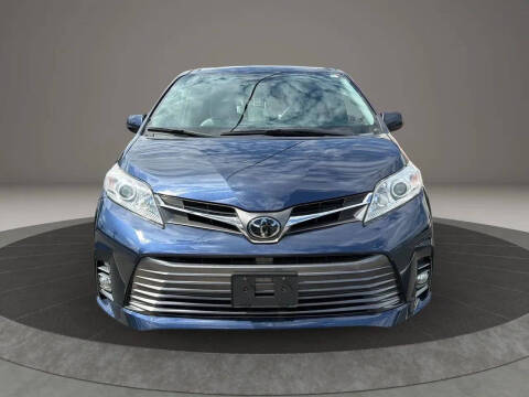 2018 Toyota Sienna