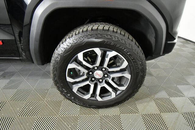 2024 GMC Canyon AT4