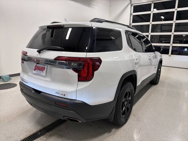 2022 GMC Acadia AT4