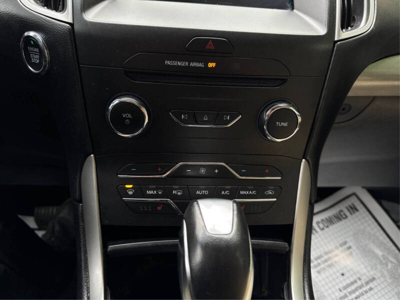 2017 Ford Edge SEL