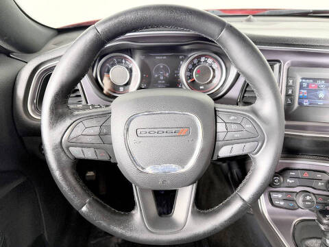2015 Dodge Challenger SXT