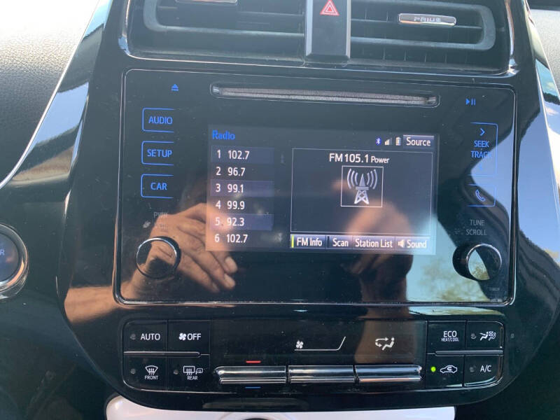 2017 Toyota Prius Two