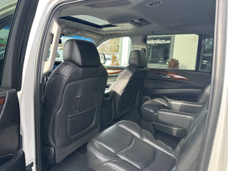 2017 Cadillac Escalade ESV Premium Luxury