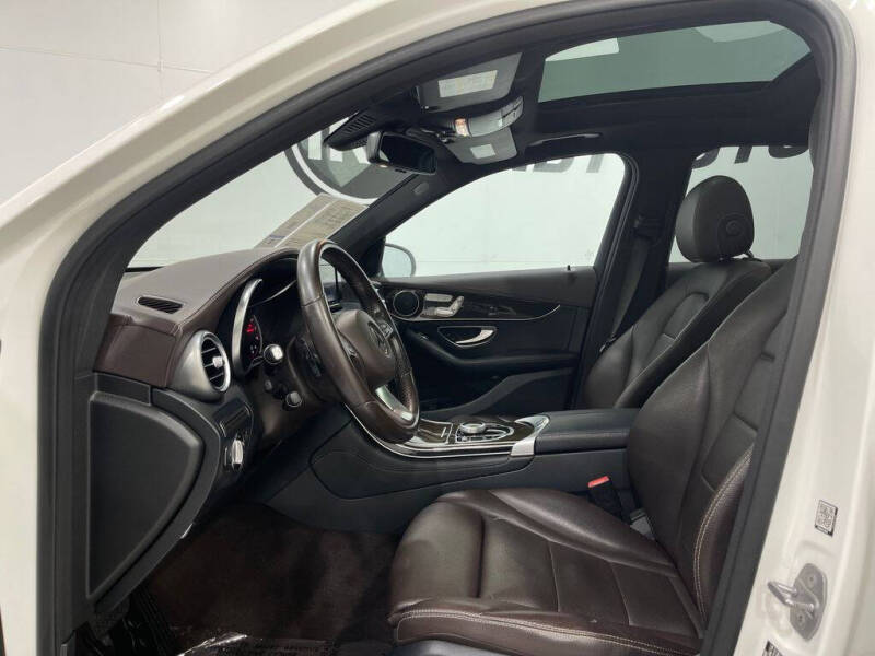 2017 Mercedes-Benz GLC GLC 300 4MATIC