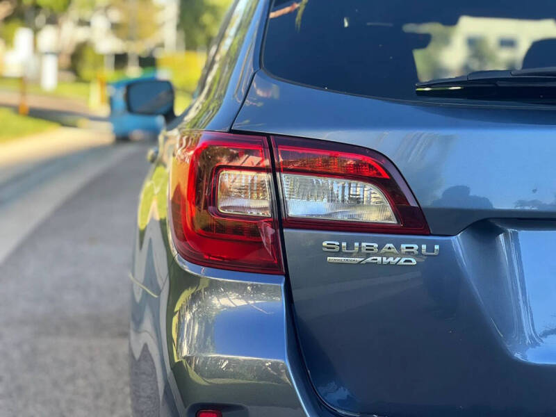 2017 Subaru Outback 2.5i Premium
