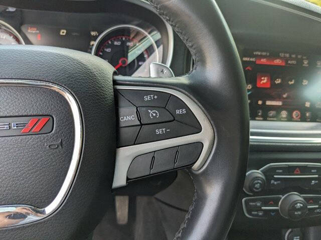 2016 Dodge Charger 26