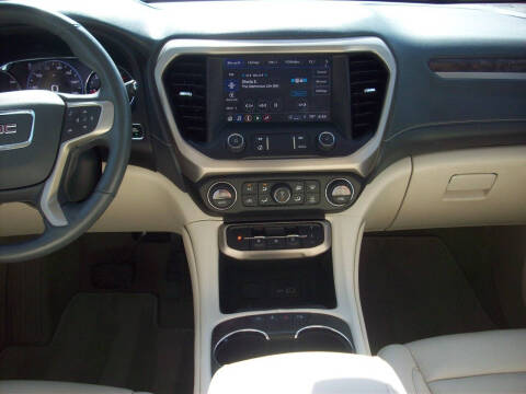 2022 GMC Acadia Denali