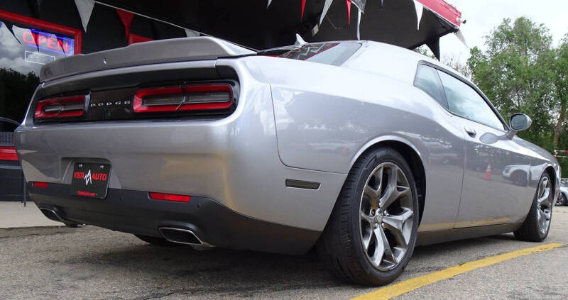 2016 Dodge Challenger SXT