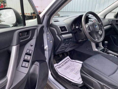 2016 Subaru Forester 2.5i