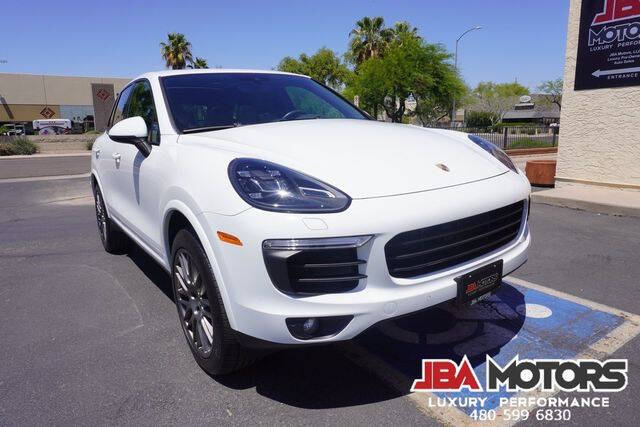 2017 Porsche Cayenne Platinum Edition
