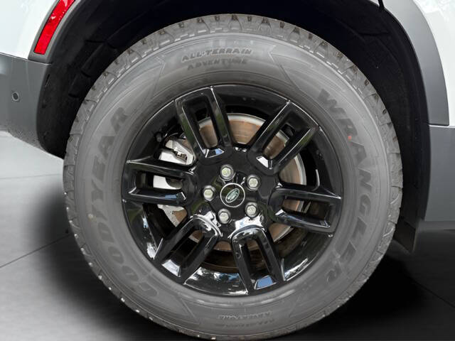 2025 Land Rover Defender 110 P300 S