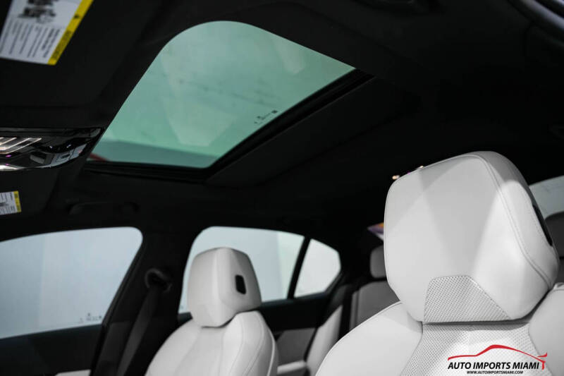 2024 BMW i5 eDrive40