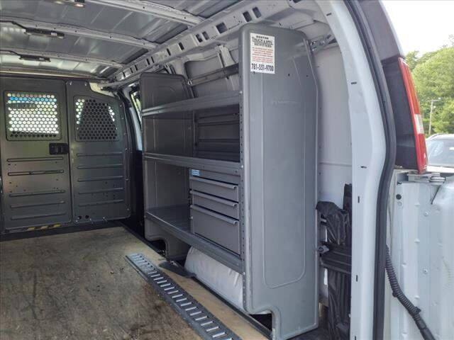 2022 Chevrolet Express 2500