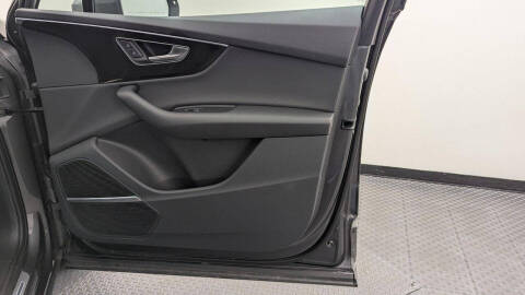 2022 Audi Q7 quattro Premium Plus 55 TFSI