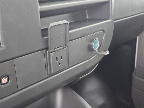 2025 Chevrolet Express 2500