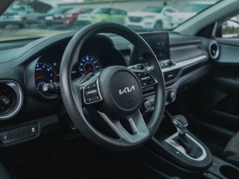 2022 Kia Forte LXS