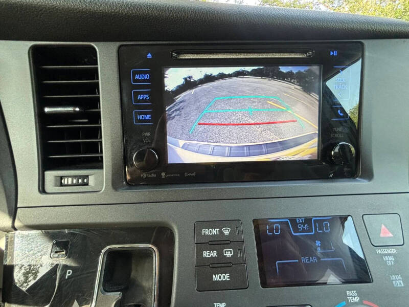 2017 Toyota Sienna