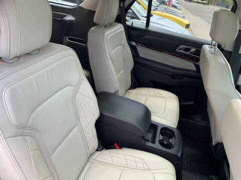 2016 Ford Explorer Platinum