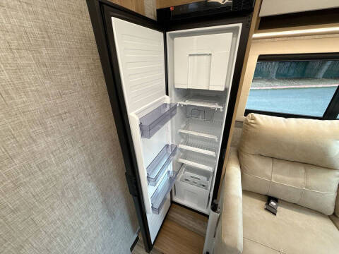 2025 Mercedes-Benz Sprinter