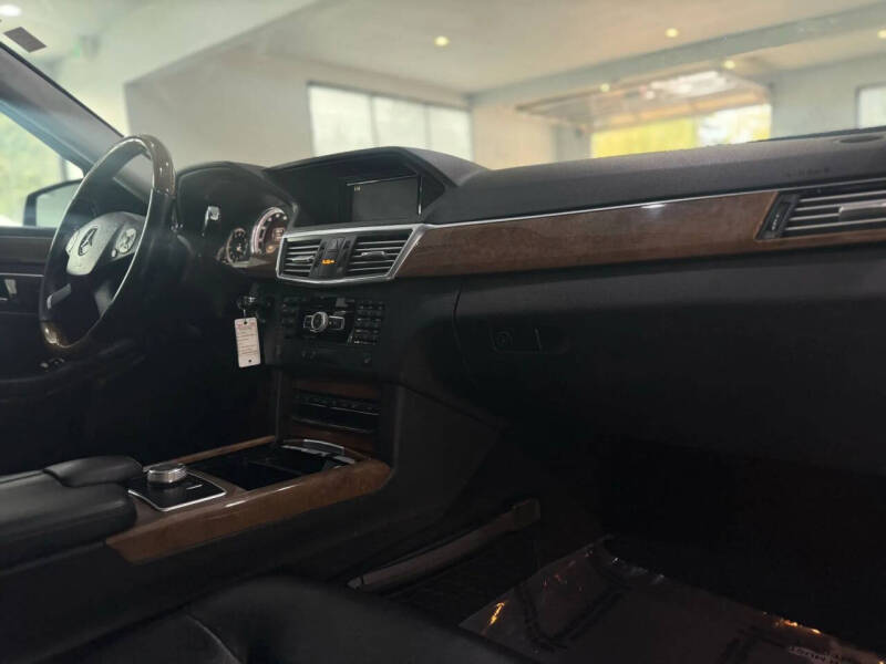 2012 Mercedes-Benz E-Class