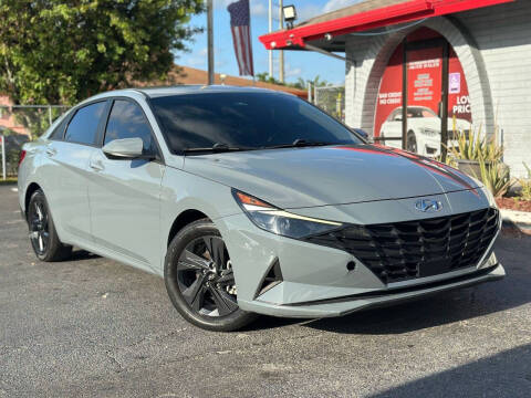 2022 Hyundai Elantra SEL