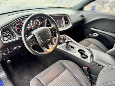 2019 Dodge Challenger SXT