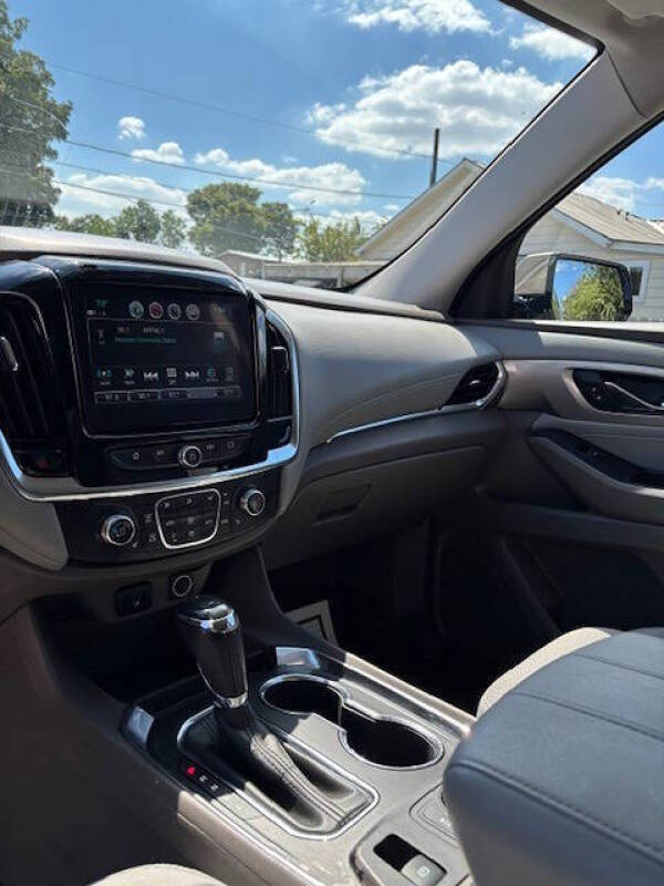 2018 Chevrolet Traverse LT Cloth