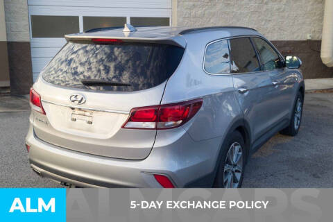 2017 Hyundai Santa Fe SE