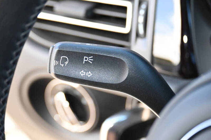 2021 Porsche Macan S