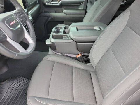 2024 GMC Sierra 1500 Elevation Standard