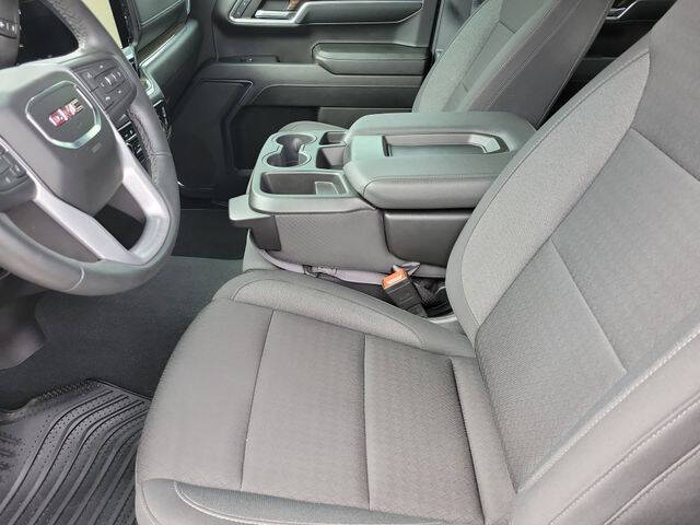 2024 GMC Sierra 1500 Elevation Standard
