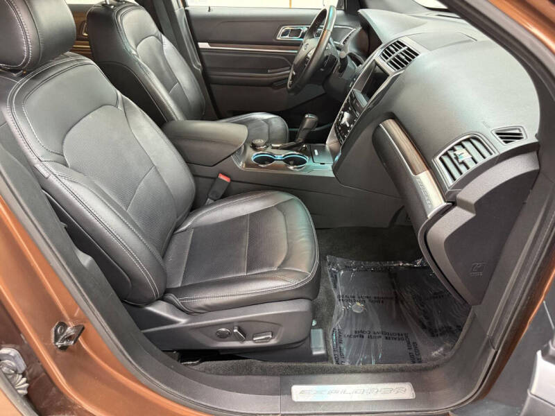 2017 Ford Explorer Limited