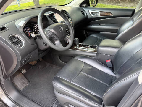 2015 Nissan Pathfinder Platinum