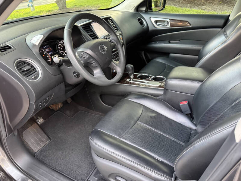 2015 Nissan Pathfinder Platinum
