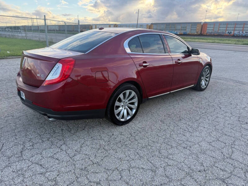 2014 Lincoln MKS