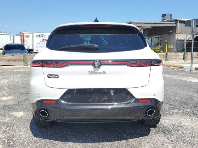 2024 Alfa Romeo Tonale Hybrid Veloce