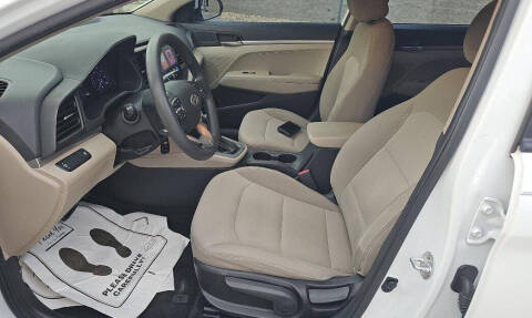 2019 Hyundai Elantra