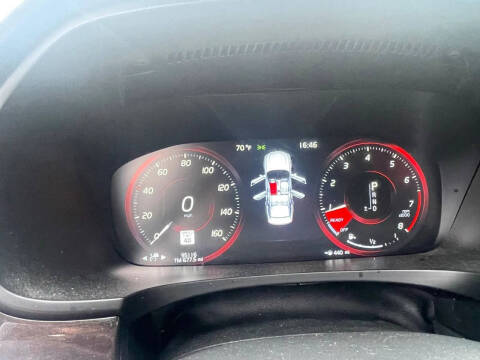 2017 Volvo S90 T5 Momentum